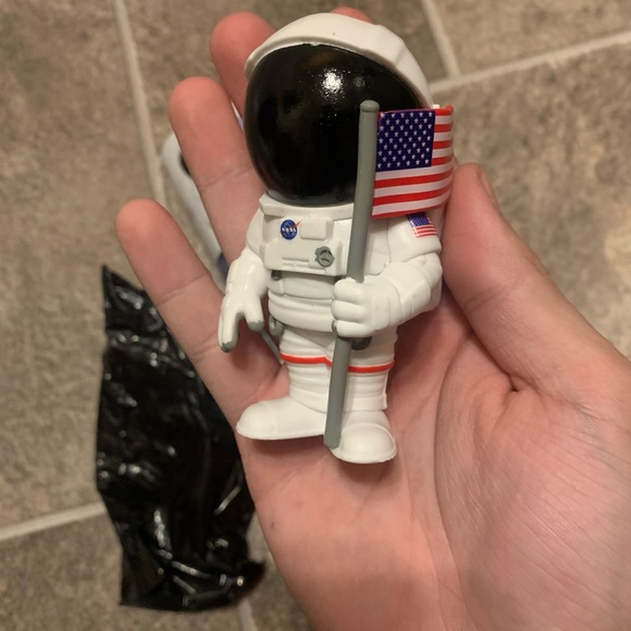 NASA Astronaut Funko Vinyl SODA Figure (International Version) 1/5,800 - Picture 2 of 7